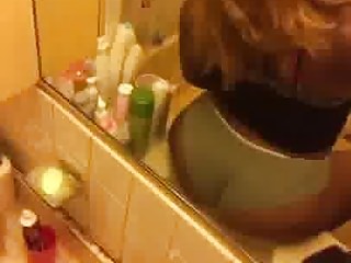 Twerking on the sink